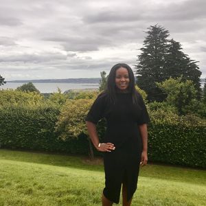 Meet your Posher, Courtney